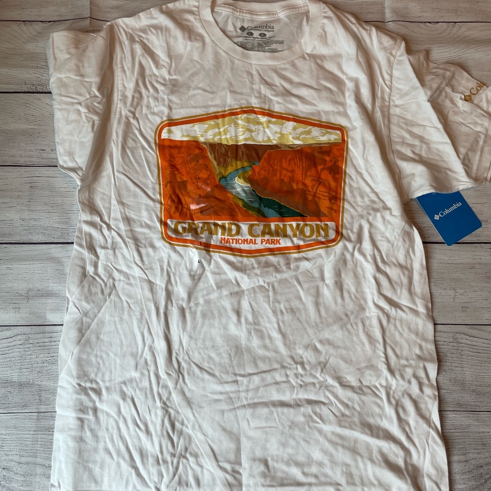 NWT Men's Columbia Grand Canyon Tshirt
